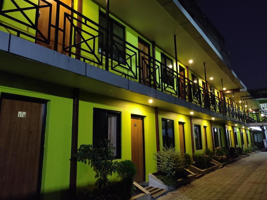 Hotel Dine & Dream Katmandú Exterior foto